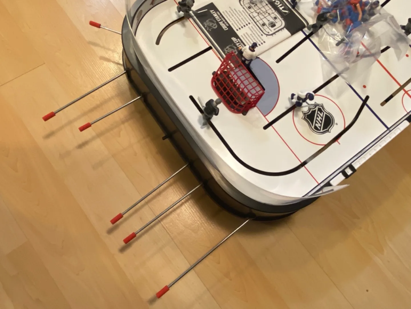 STIGA NHL Stanley Cup Table Top Rod Hockey image indicator(8)