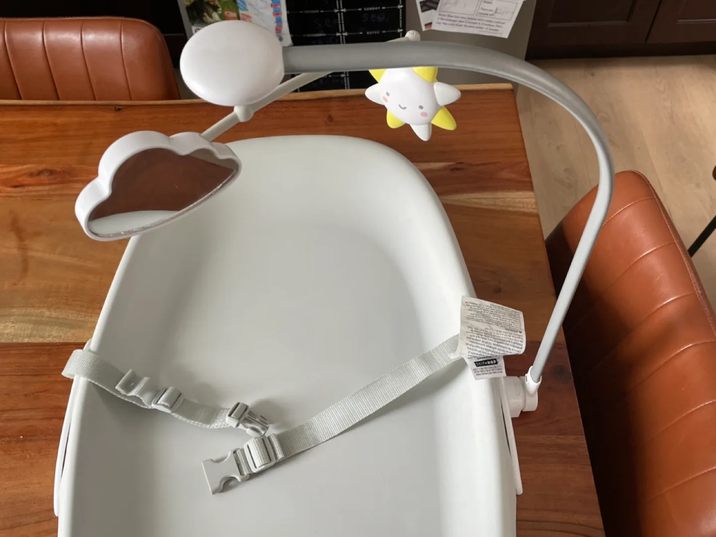 Skip Hop Nursery Style Wipe Clean Changing Pad image indicator(2)