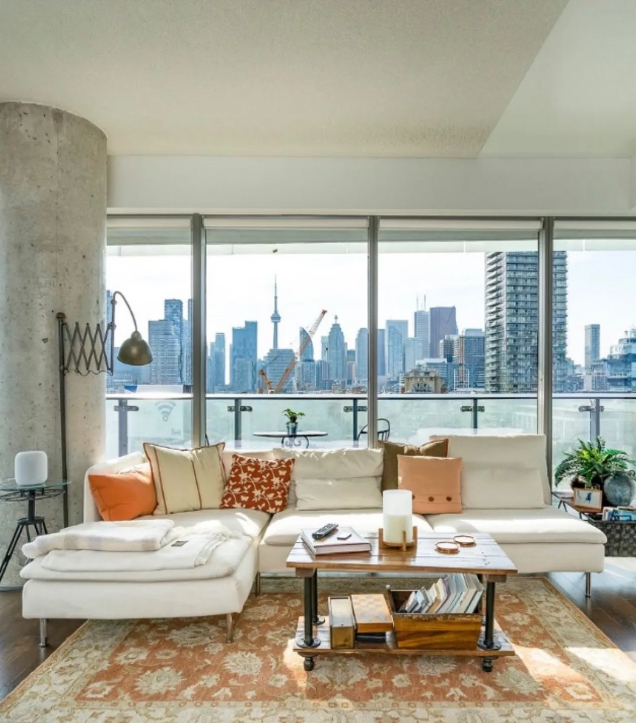 IKEA SODERHAMN Sectional Sofa - Off-White image indicator(2)