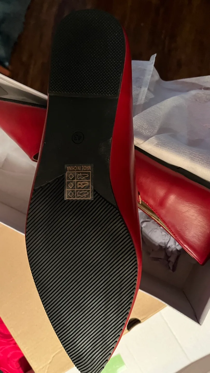 Red Double Buckle Ballerina Flats image indicator(2)