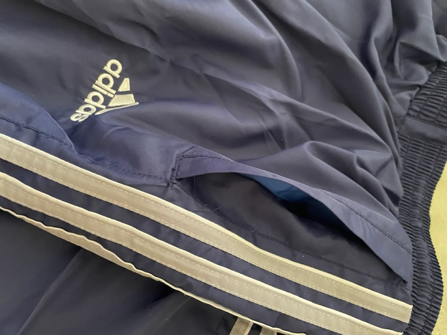 BNWT Adidas Track Pants Size XL image indicator(6)