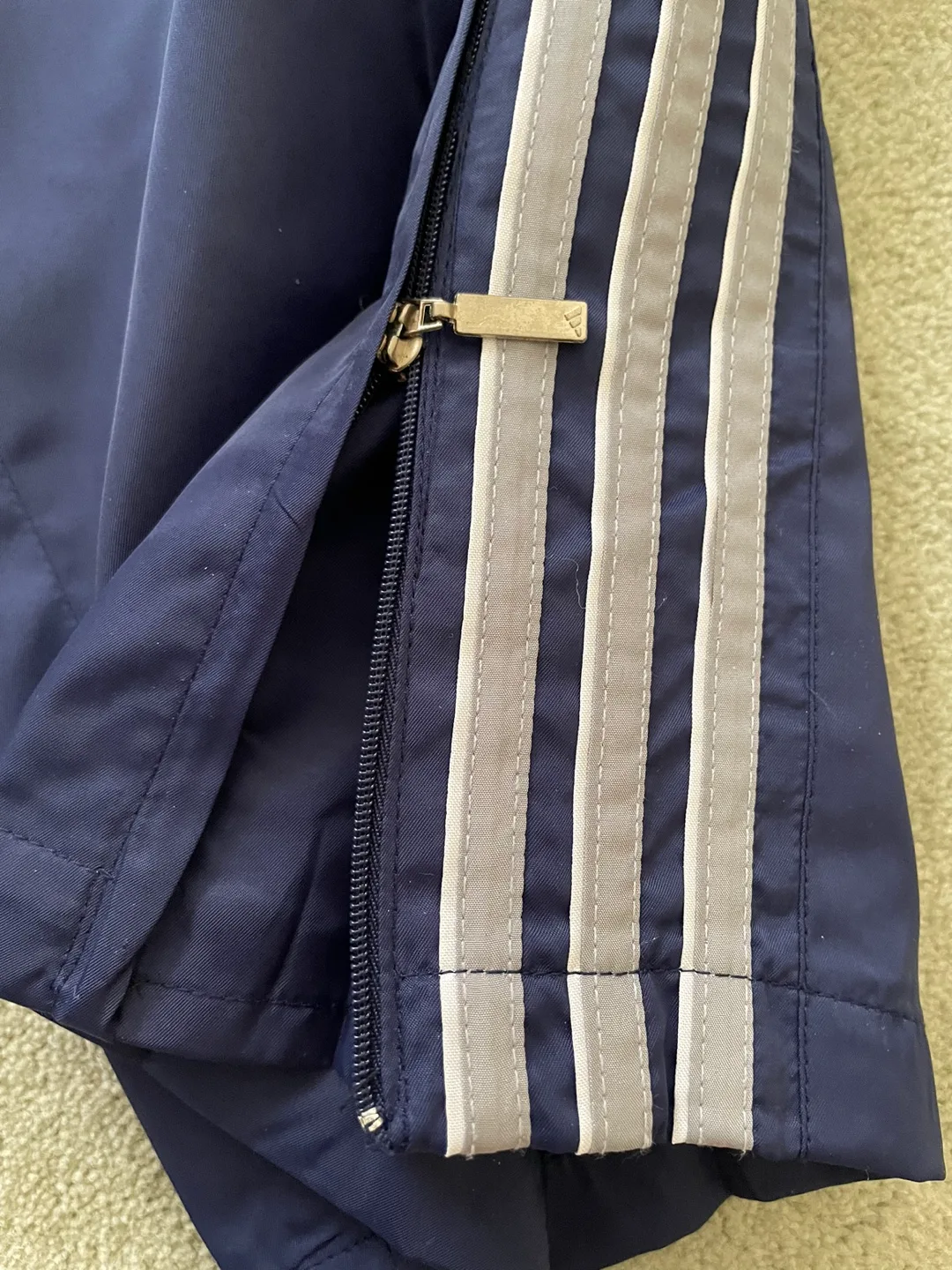 BNWT Adidas Track Pants Size XL image indicator(5)