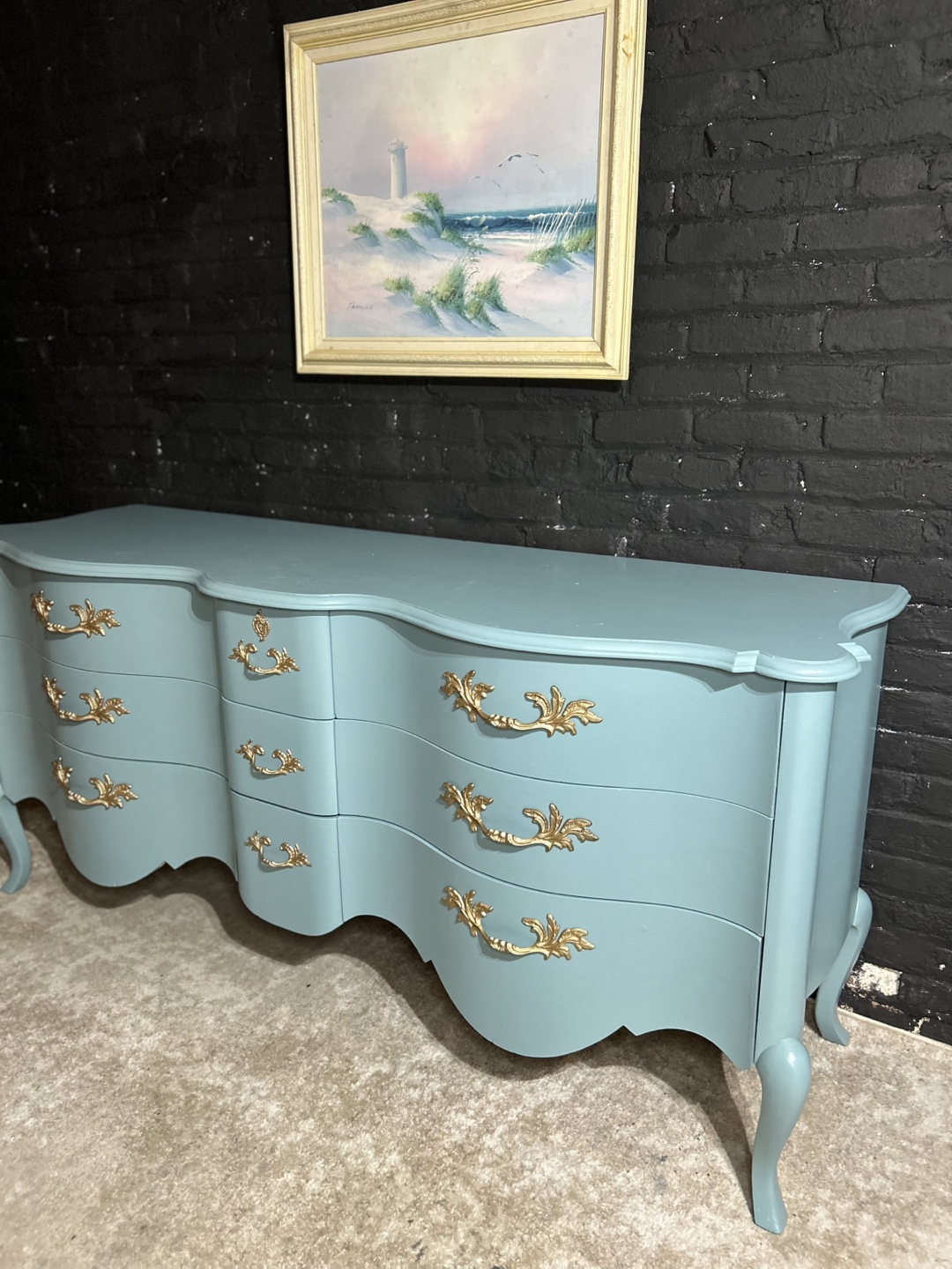 FREE DELIVERY Vintage French Provincial Style Dresser - photo 2