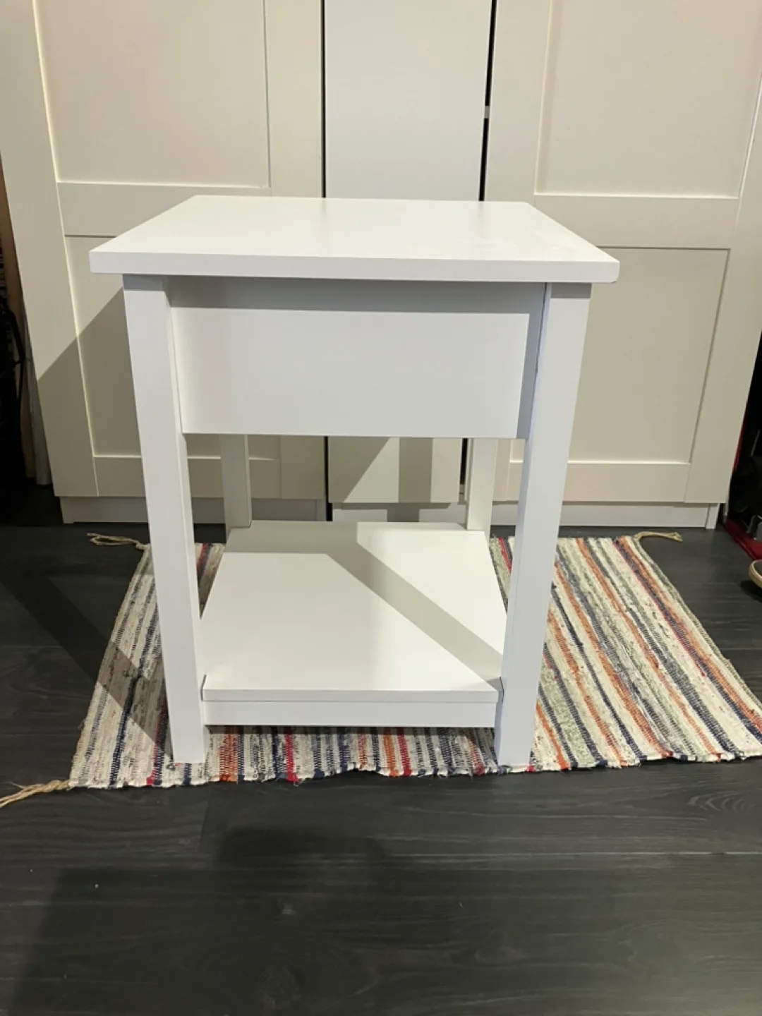 White One-Drawer Nightstand image indicator(4)