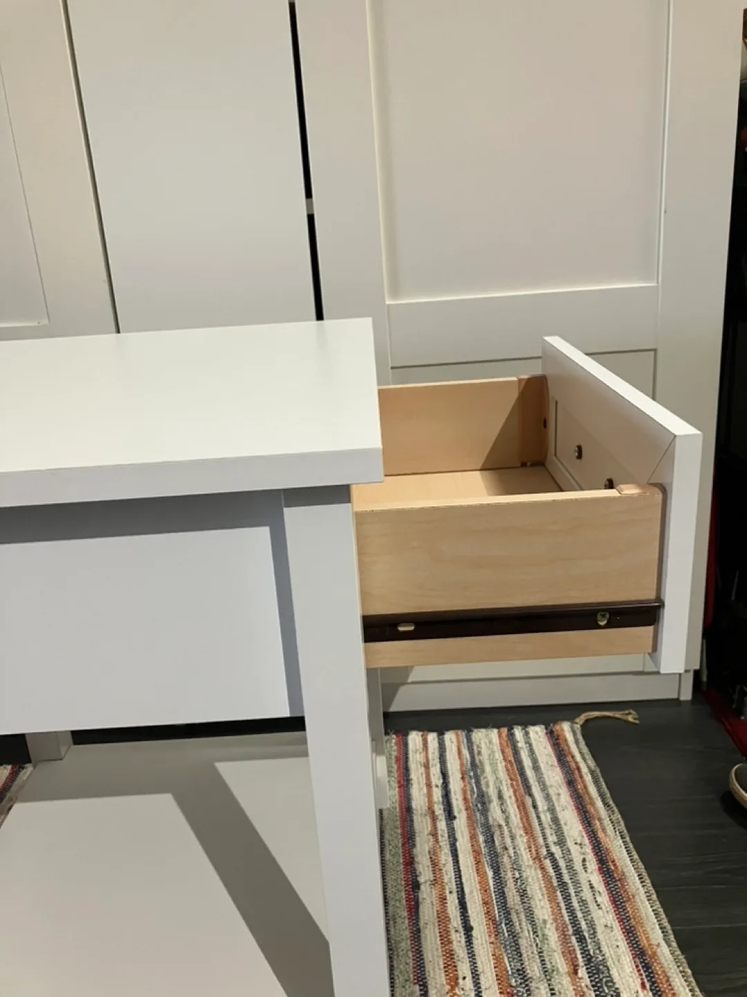 White One-Drawer Nightstand image indicator(3)