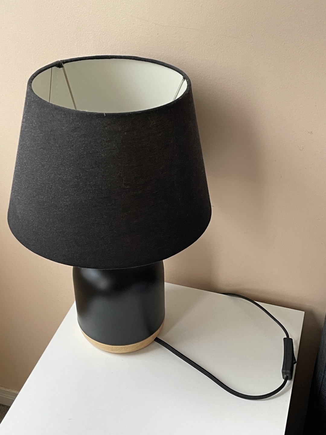 Black Table Lamp with Wooden Base - photo 5