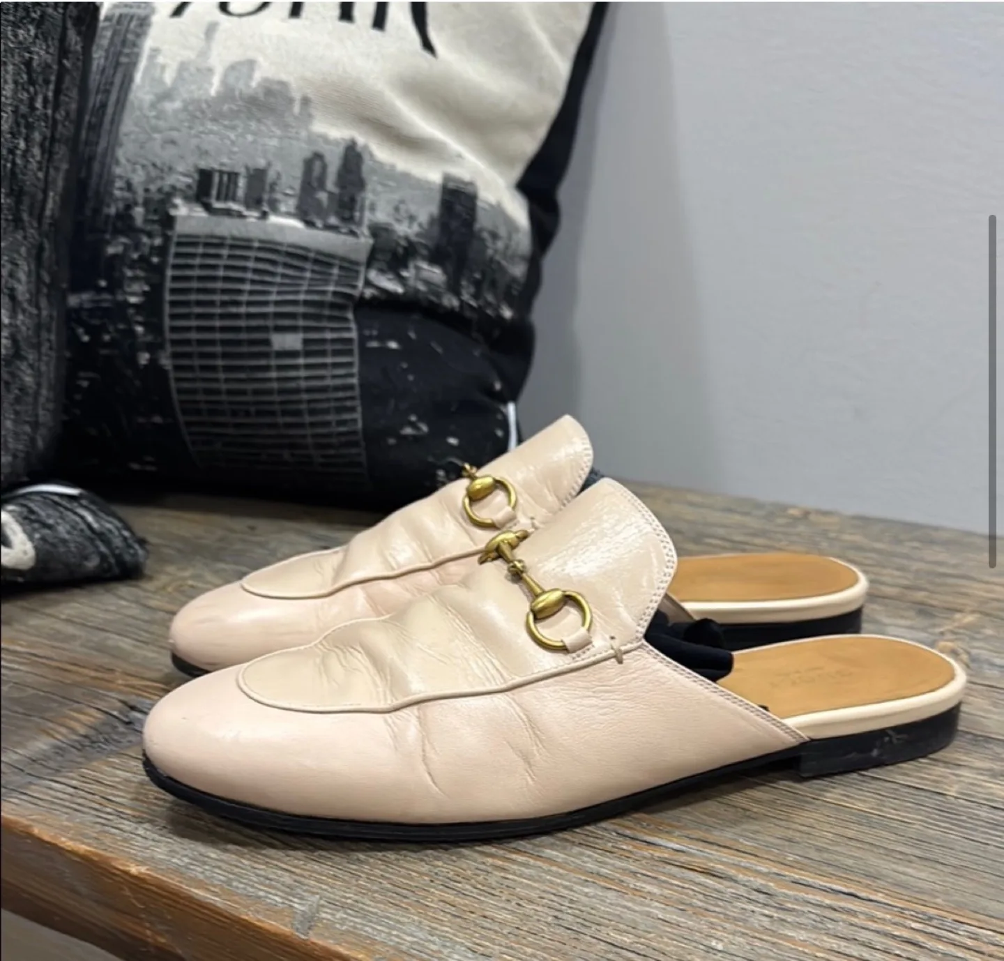 Gucci cream color princeton loafers - 39.5 image indicator(5)