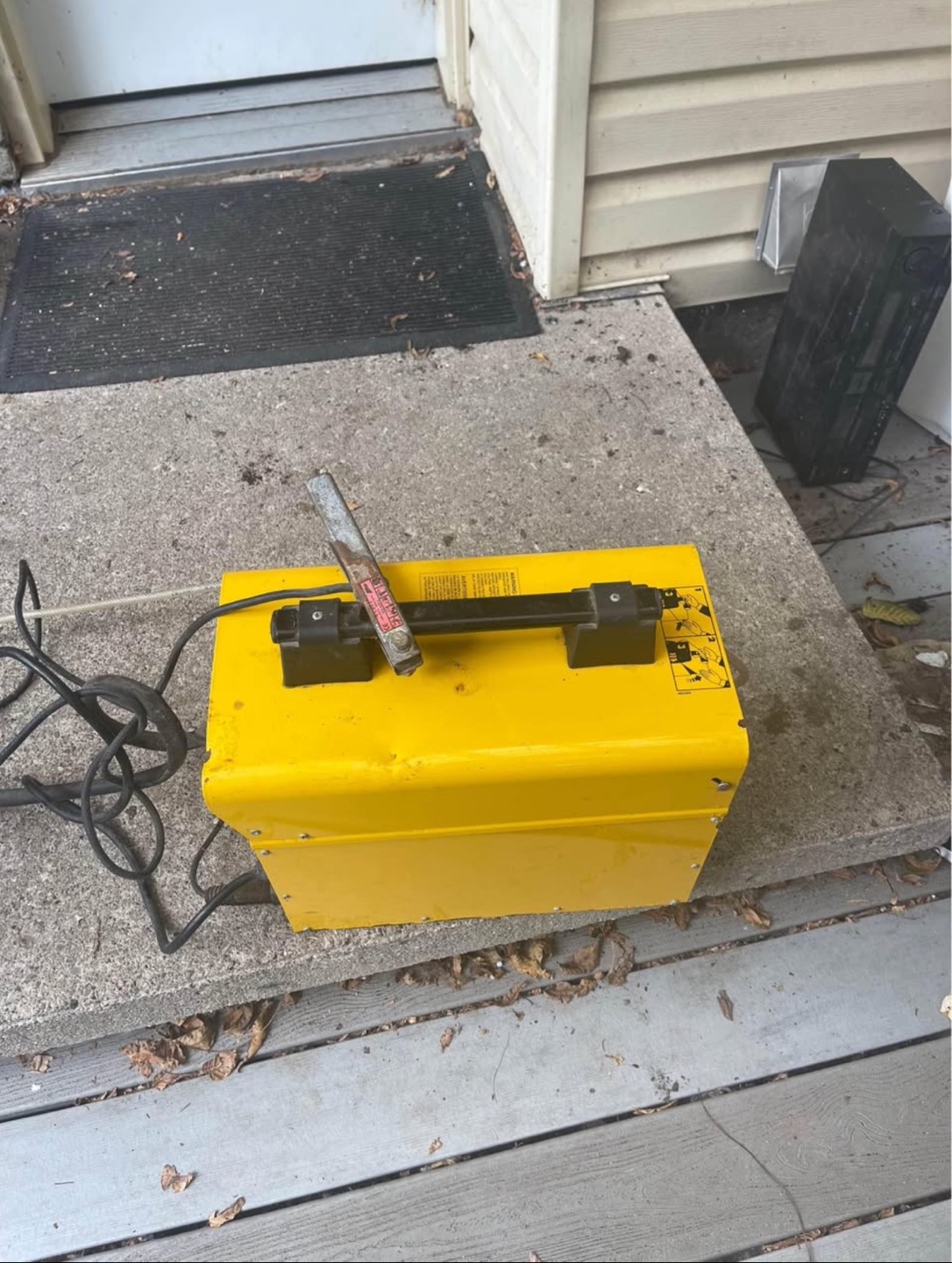 Deca Star 135E Flux-Cored Welder - photo 2