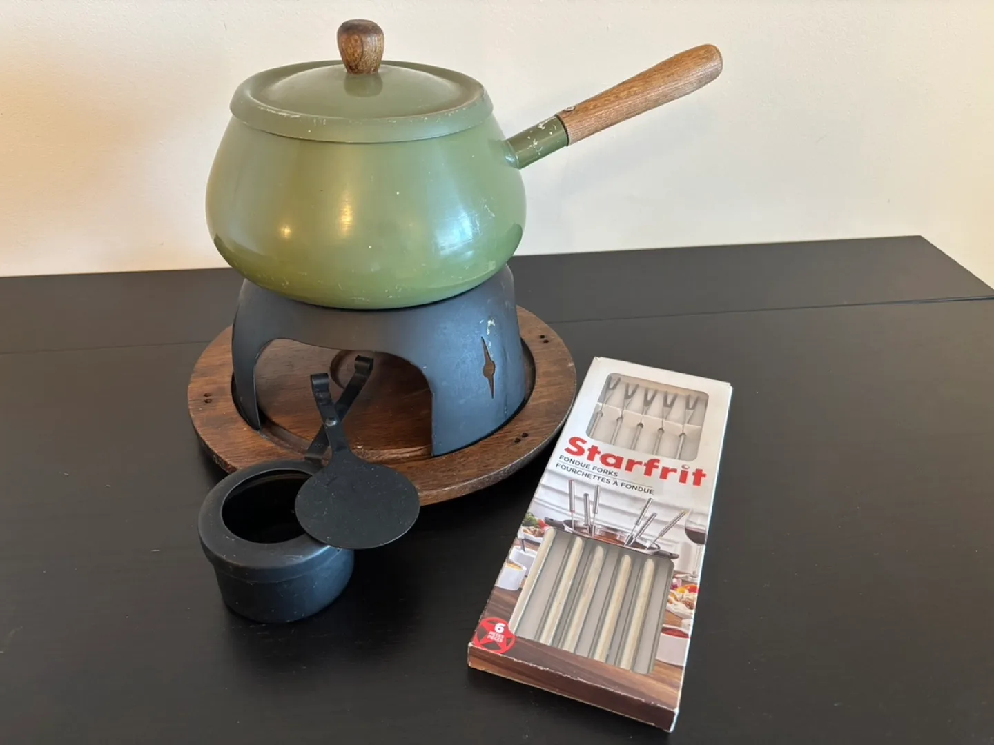 Fondue set with forks 💚 thumbnail