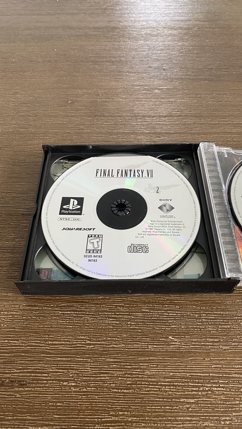 Final Fantasy VII PlayStation 1 game - photo 4