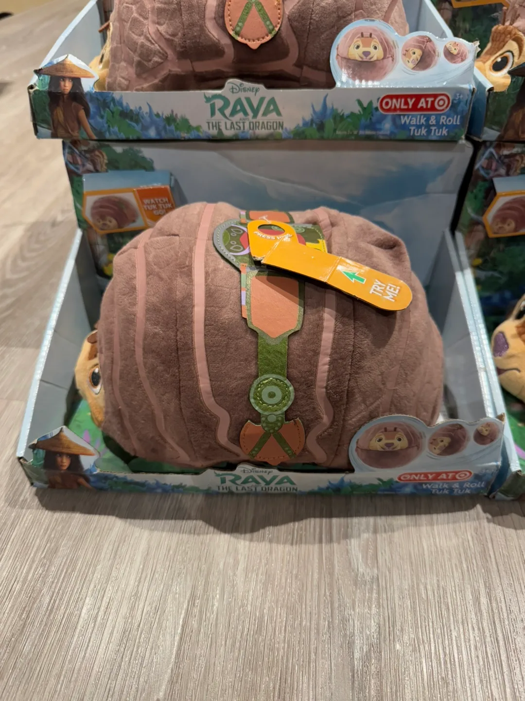 Disney Raya Tuk Tuk image indicator(3)