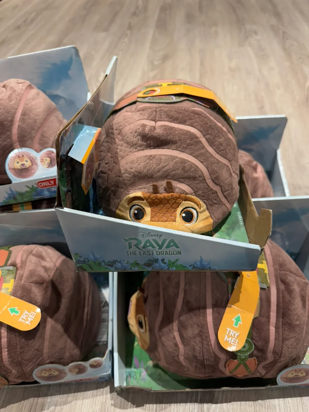 Disney Raya Tuk Tuk image indicator(5)