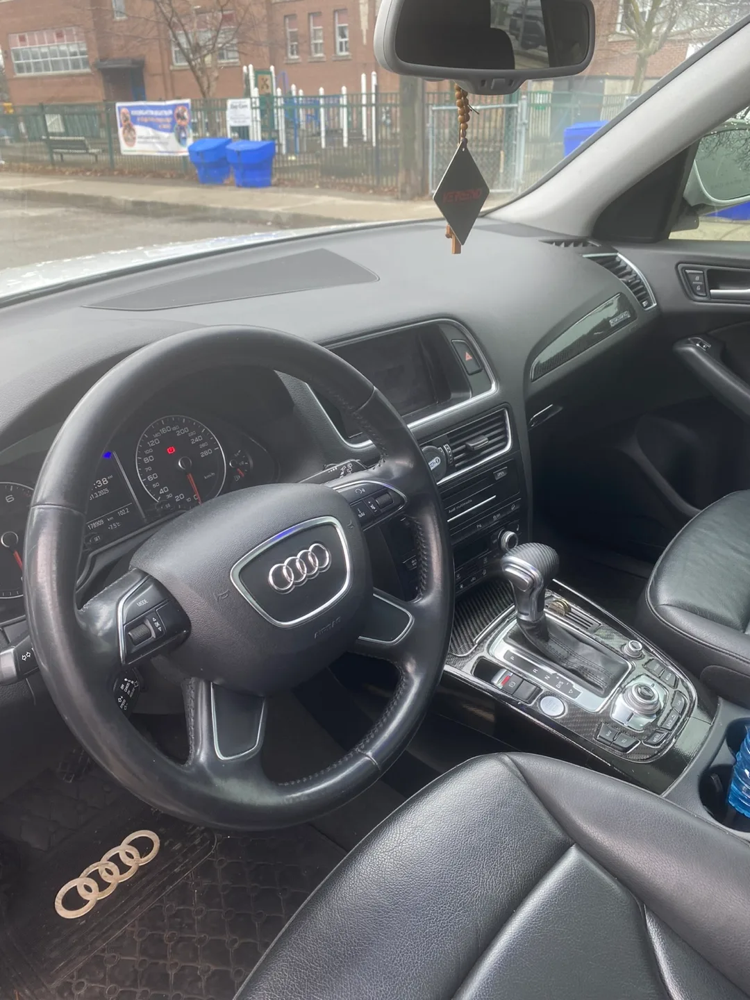 White 2015 Audi AQ5 2.0L DOHC image indicator(4)