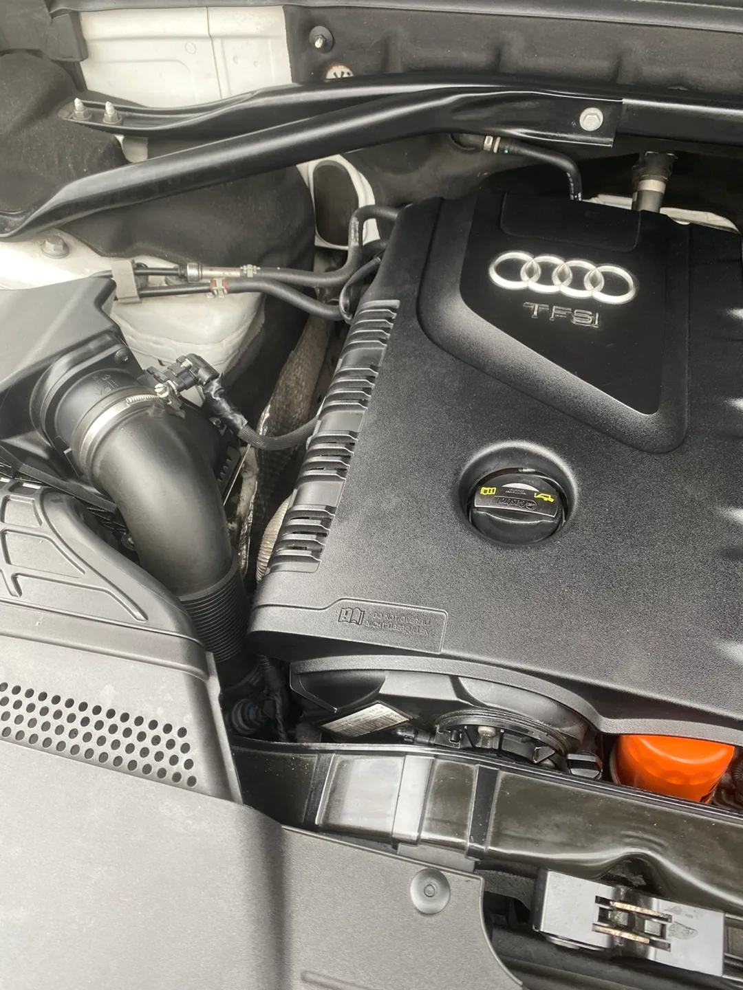 White 2015 Audi AQ5 2.0L DOHC image indicator(8)