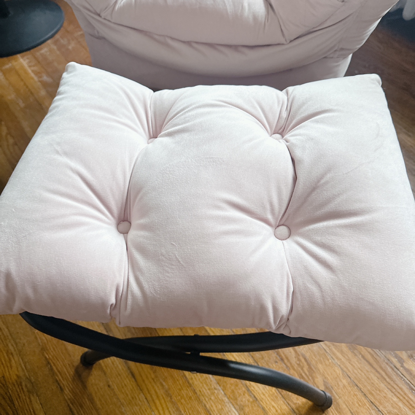 Pink Velvet Armchair(comfortable chair) - photo 4