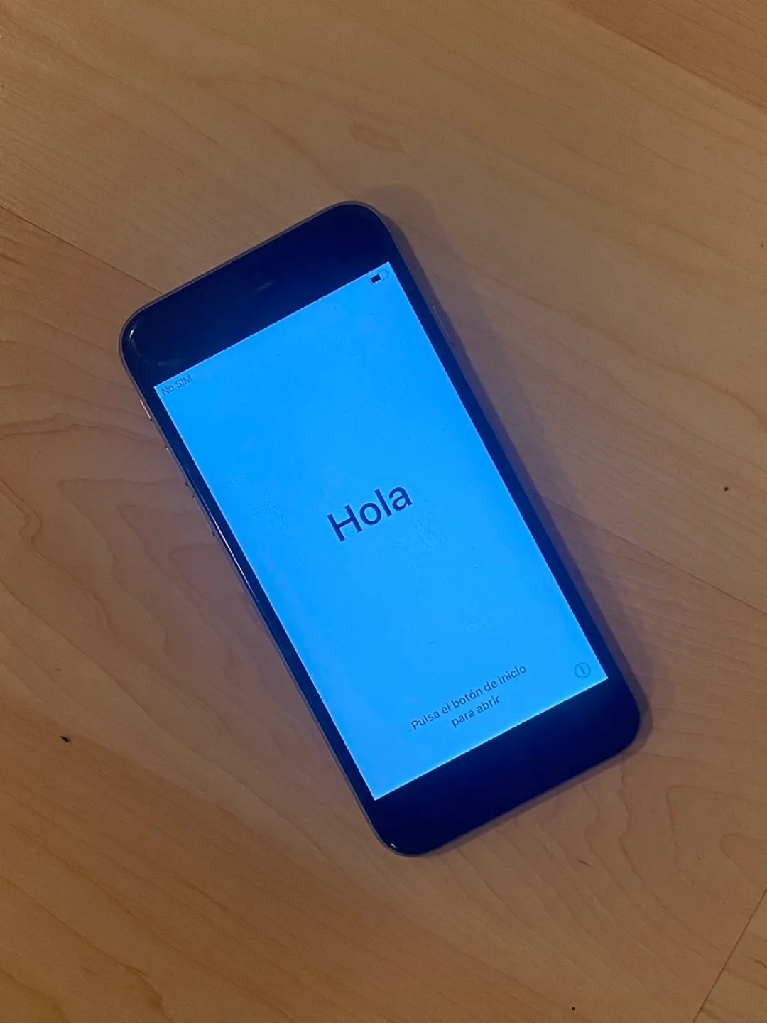 iPhone 6s Locked to Fido 12.2 OS - GREAT CONDITION image indicator(2)