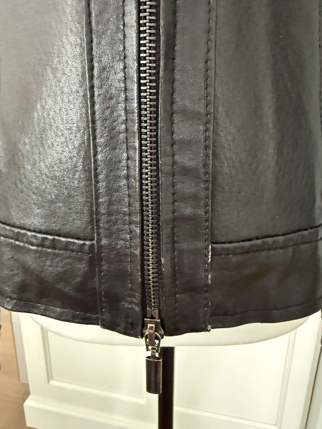 💚vintage genuine leather jacket image indicator(7)