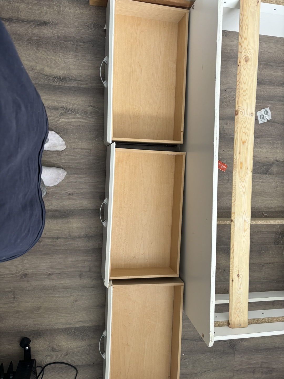 White double Bed Frame?!!?? - photo 2