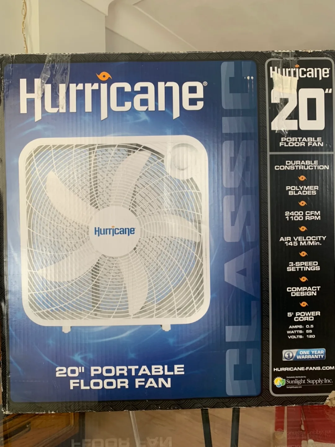 Hurricane 20" Portable Floor Fan thumbnail