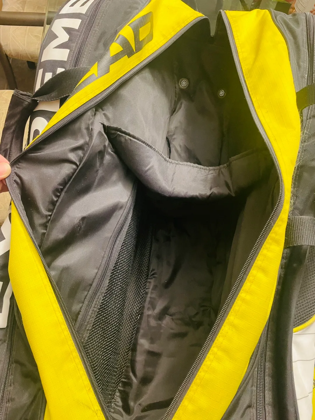 HEAD EXTREME Team Tennis Racket Bag image indicator(8)