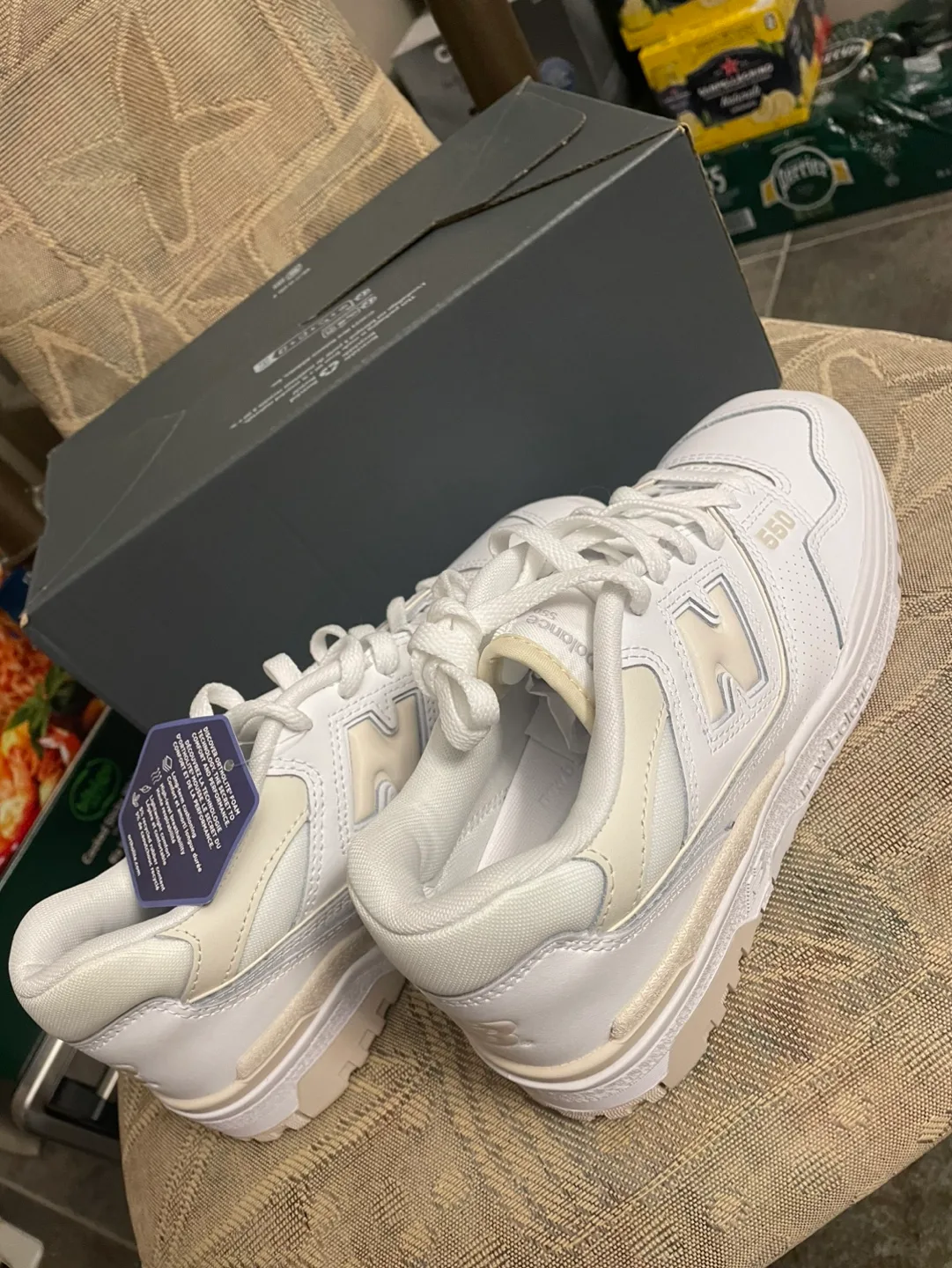 *New* NEW BALANCE Unisex Lifestyle Shoes (BBW550) image indicator(3)