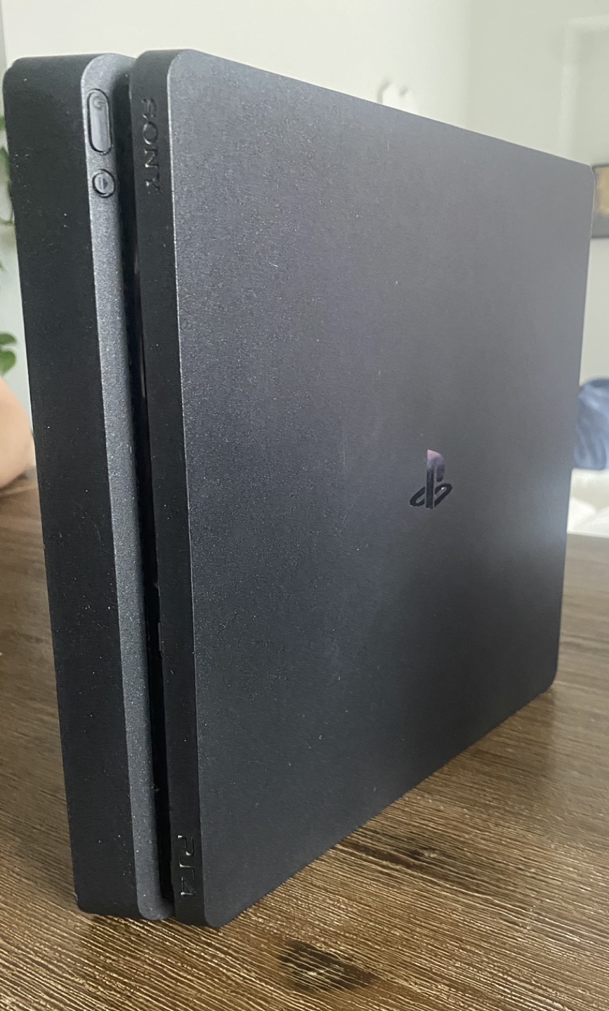 PlayStation 4 Slim Console - photo 2