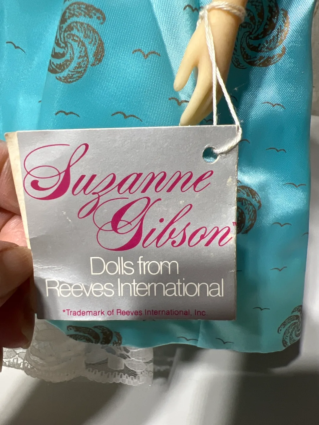 Vintage Suzanne Gibson Doll by Reeves International image indicator(5)