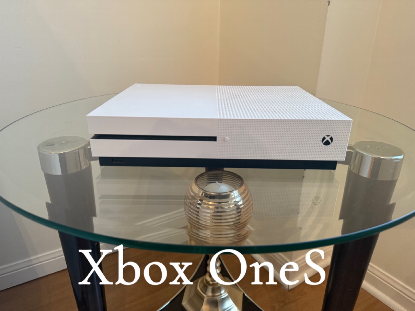 Xbox One S Console + 2 Free Games! - photo 3