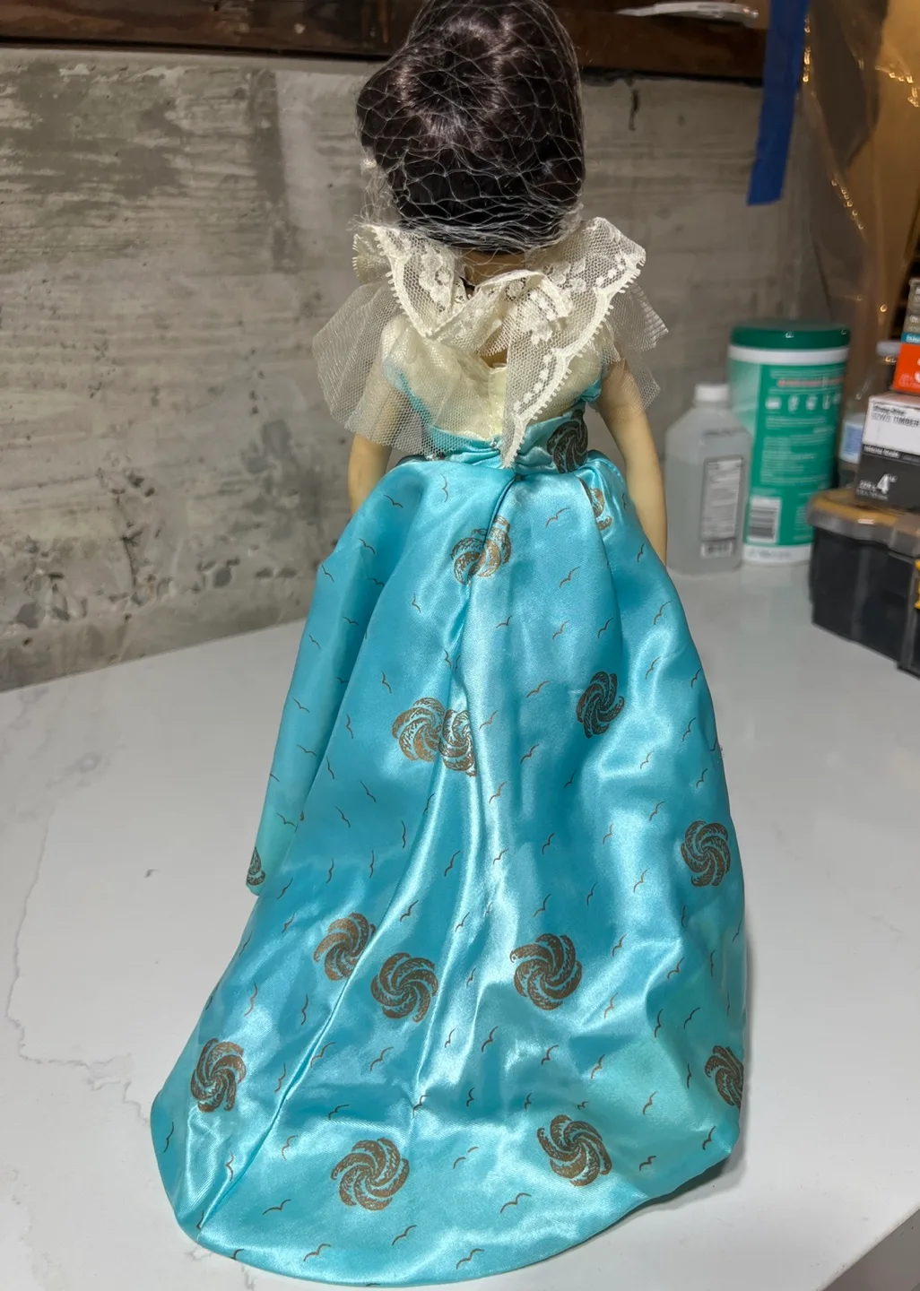 Vintage Suzanne Gibson Doll by Reeves International image indicator(3)