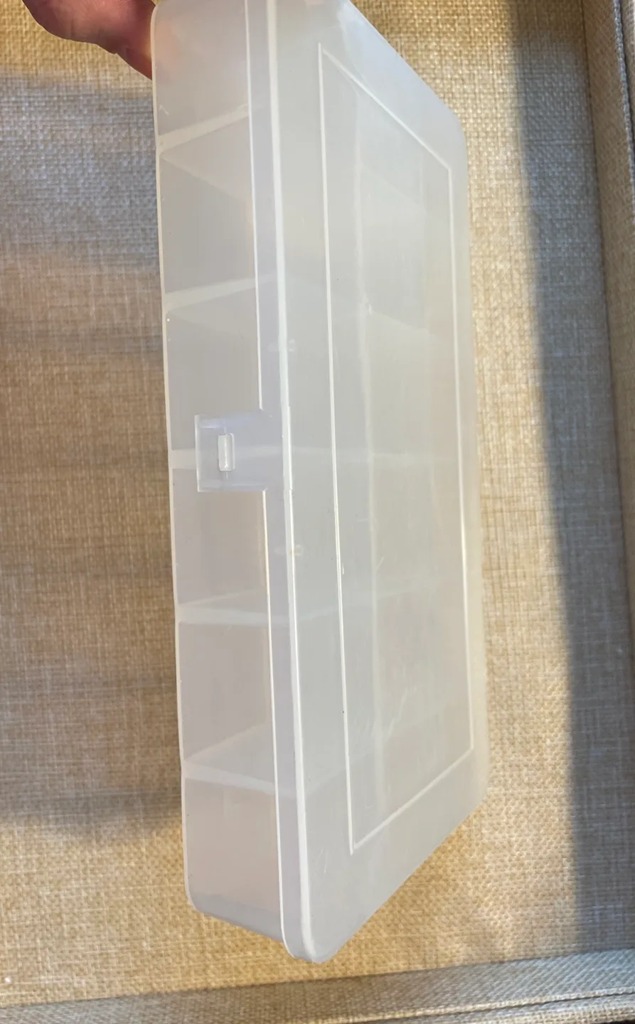 💚 Clear Plastic Storage Organizer with 16 Compartments image indicator(2)