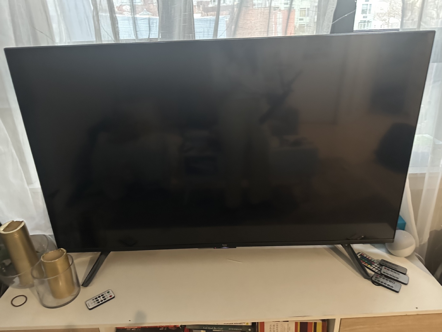 Amazon 65 inch Smart TV - photo 3