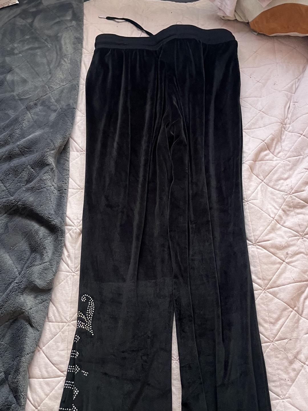 Juicy Couture Black Velour Track Pants with Rhinestone Detail - photo 3