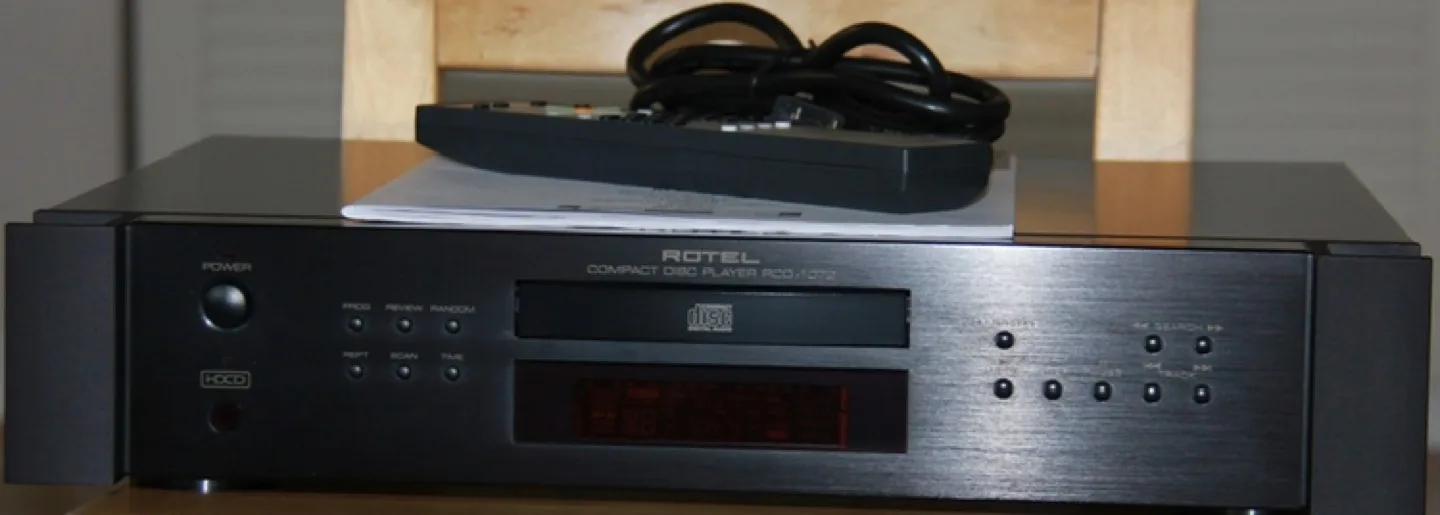 Rotel RCD-1072 Compact Disc Player thumbnail