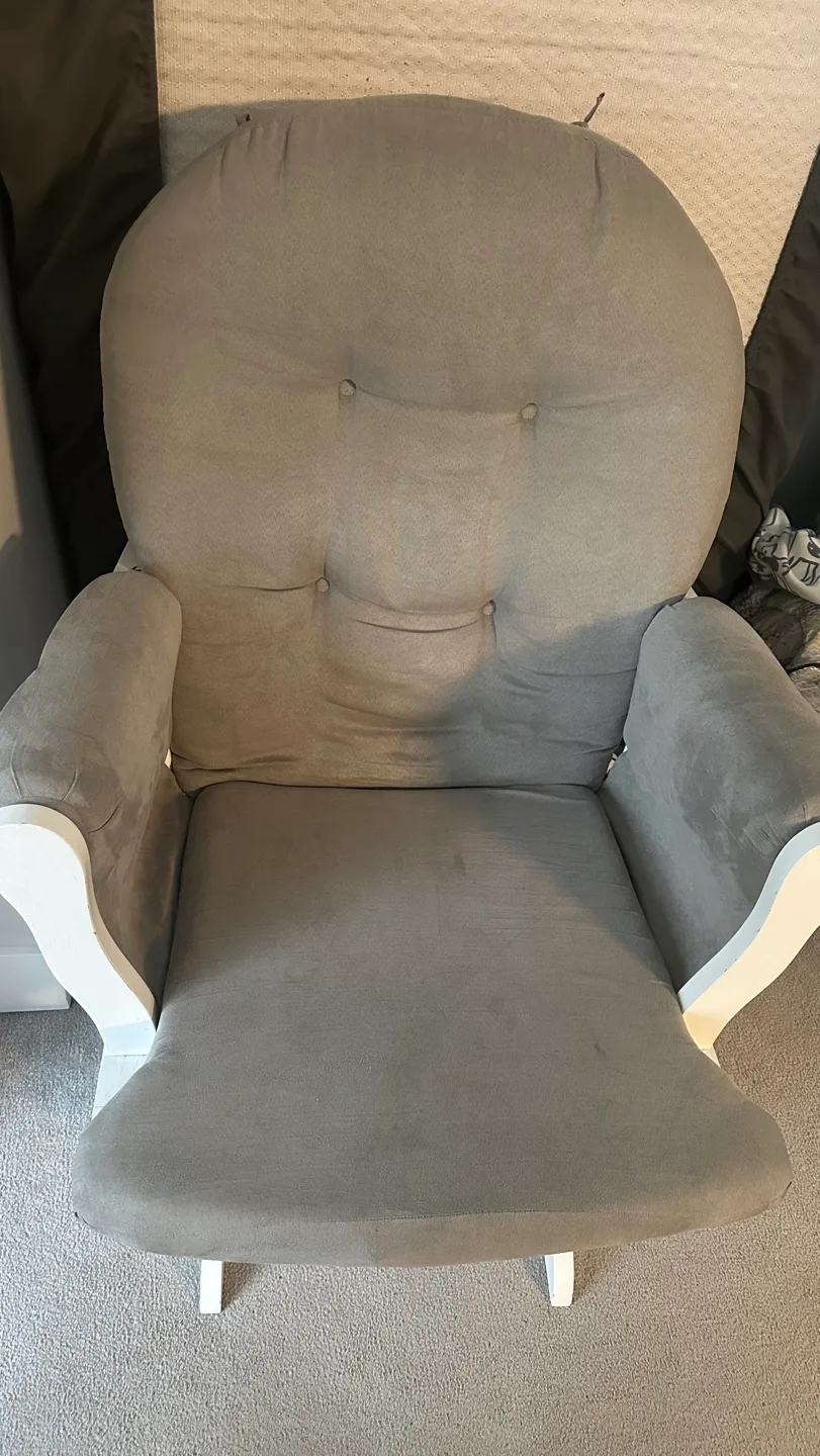 Grey Rocking Chair image indicator(2)