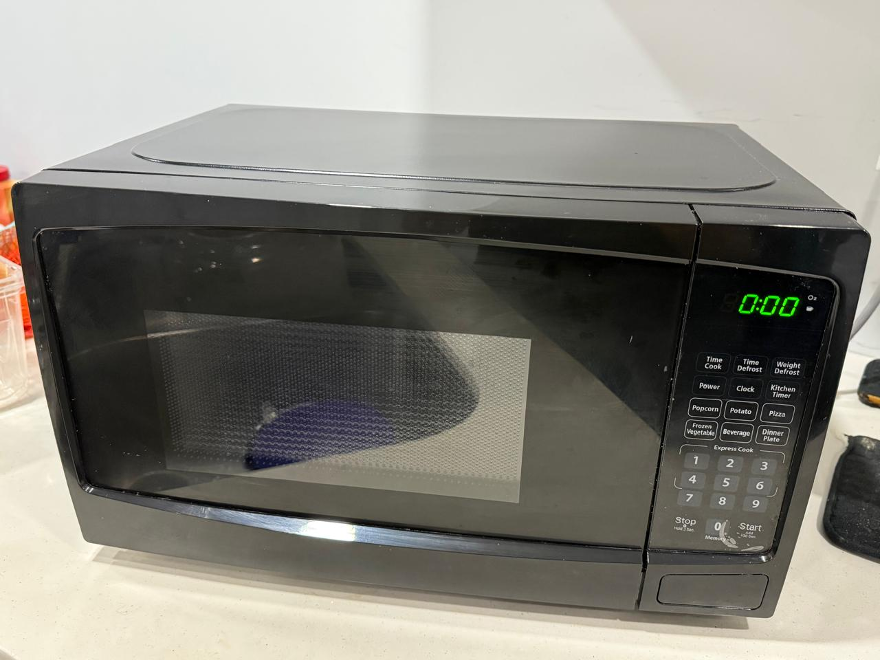 Danby 0.7 CU Microwave Oven 700W (In Warranty)