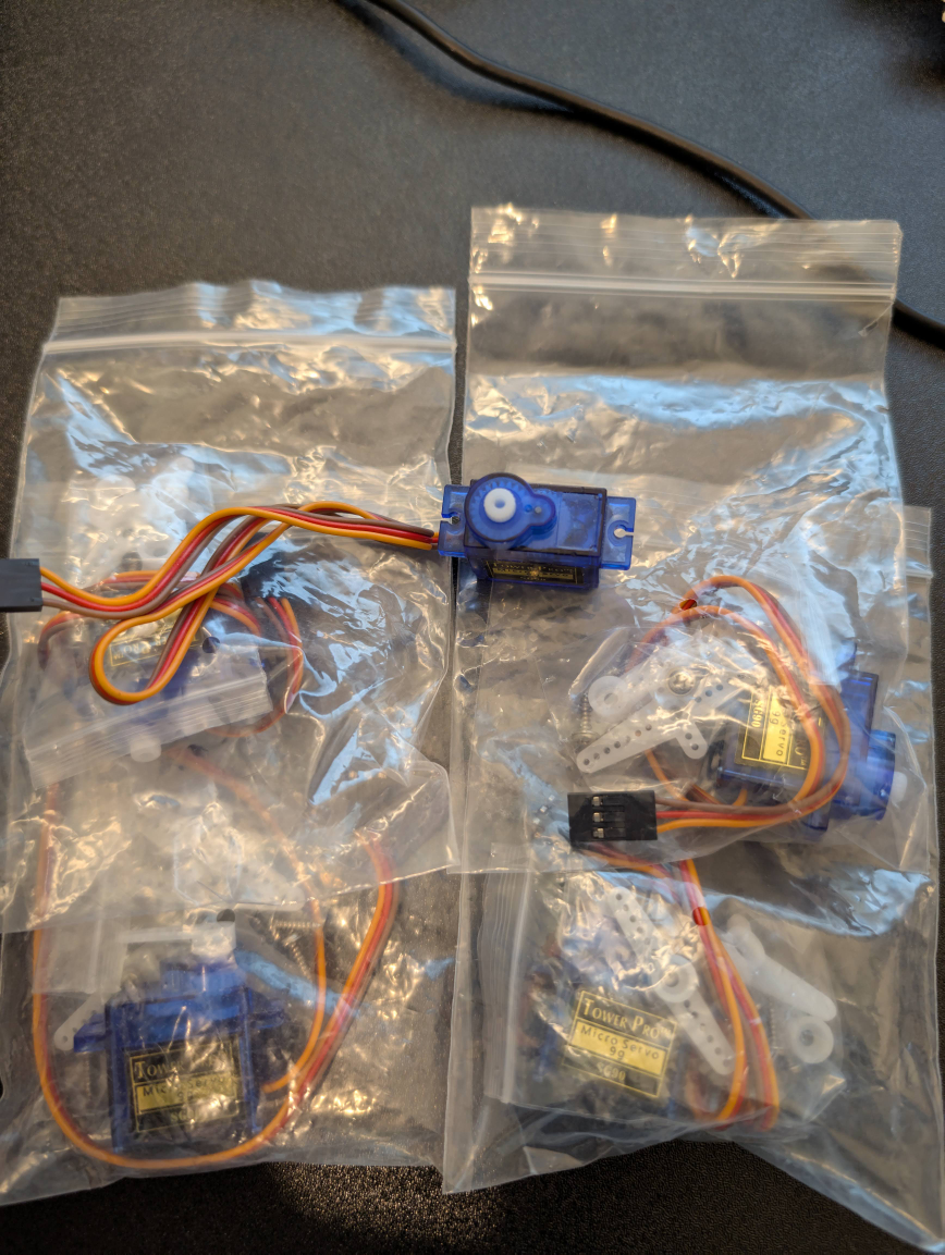 TowerPro SG90 Micro Servos - photo 2