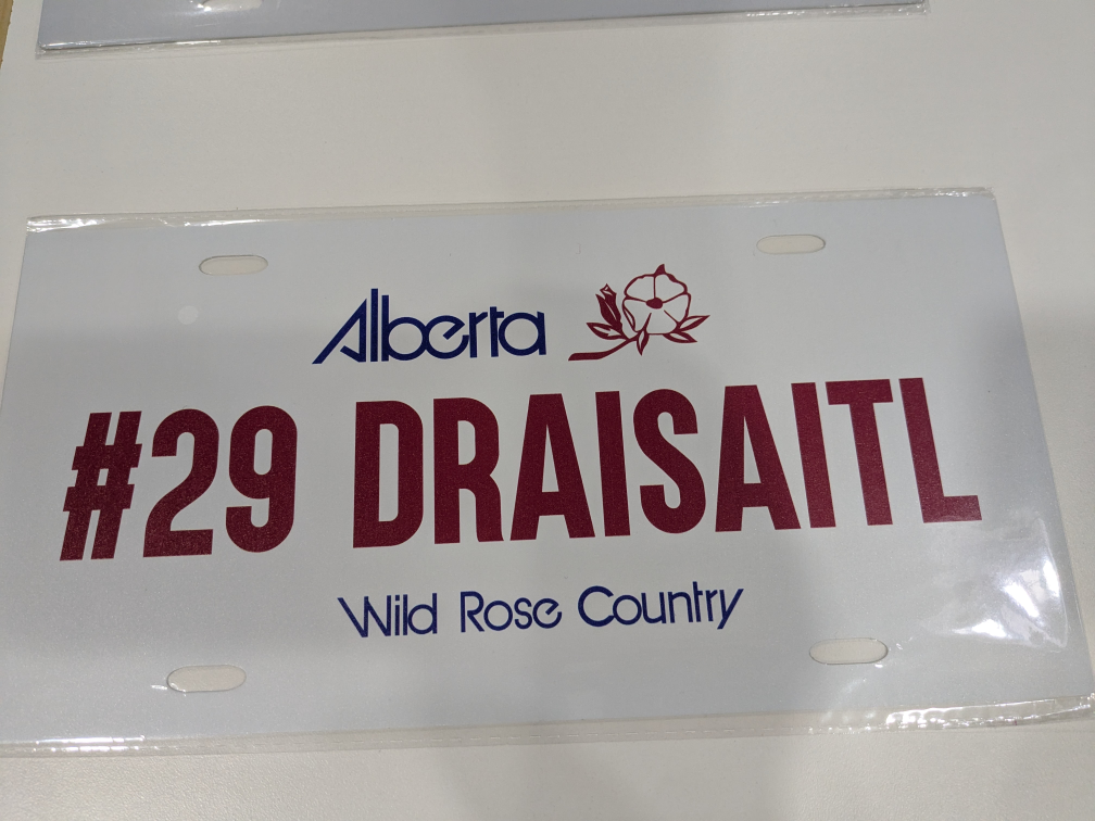 Alberta Wild Rose Country Personalized Licence Plates - photo 2