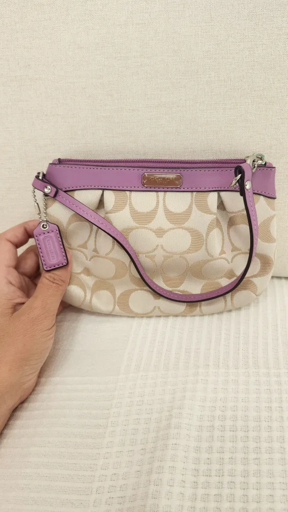 Coach Wristlet Beige and Purple image indicator(2)
