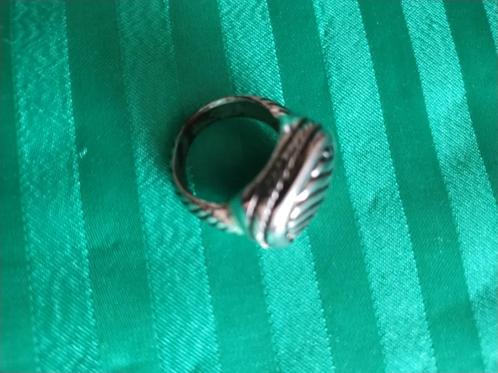 Silver Tone Ring with Patterned Face image indicator(3)