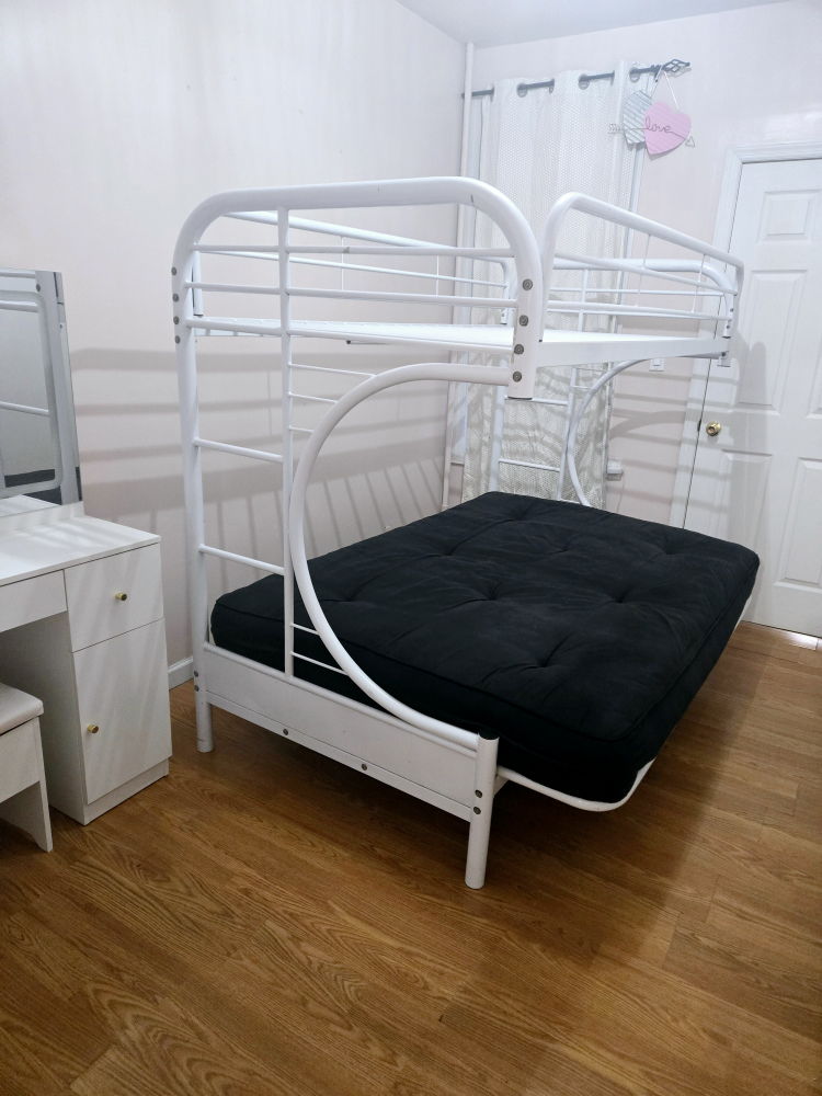 White Metal Bunk Bed with Futon twen and full bed - photo 2