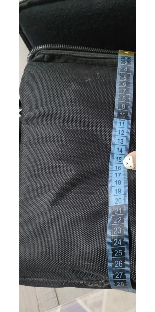 Extra Padded & Wide Electronics Carrying Case image indicator(3)