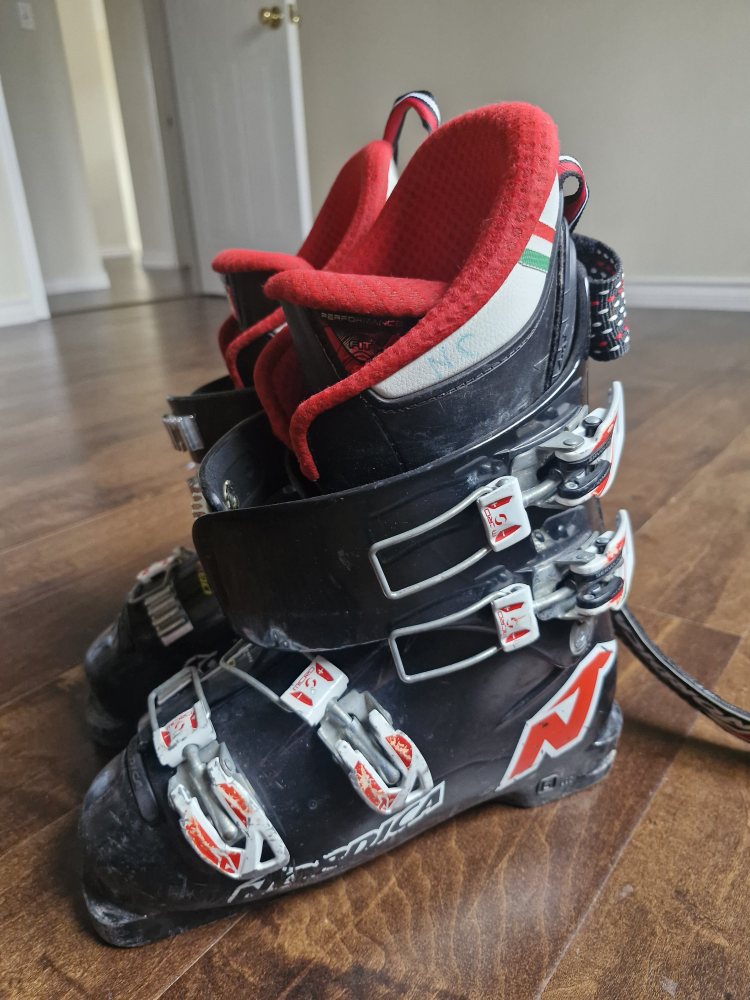 Nordica Speedmachine 90 Ski Boots - Size 250-260 - photo 2