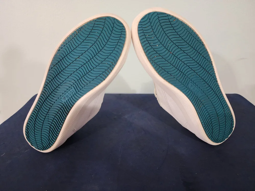 SOHO Vessi Women's White Sneakers - Size 7 image indicator(2)