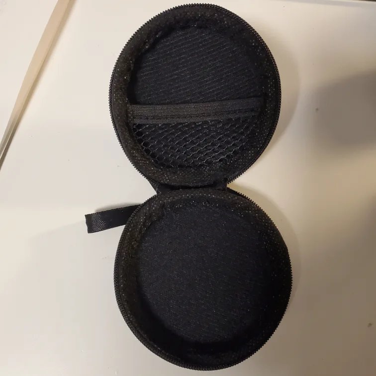 Pokemon Bulbasaur Blue Carrying Case image indicator(2)