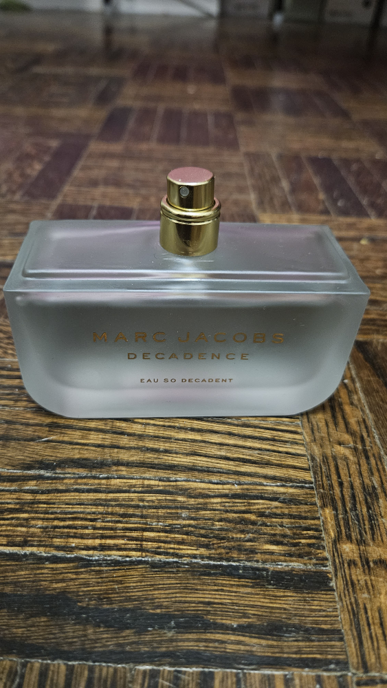 Marc Jacobs Decadence - photo 2