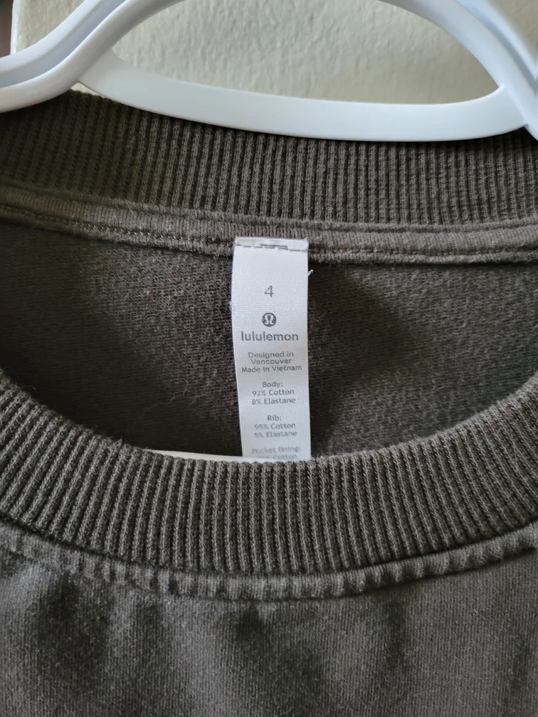 Lululemon Crew Neck Sweatshirt Size 4 image indicator(3)