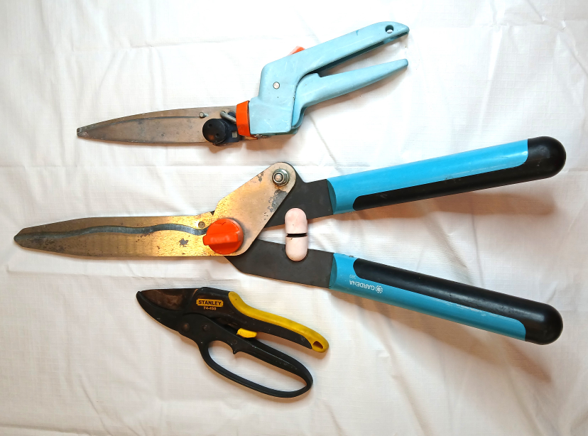 Garden Tools Bundle - Hedge Trimmer, Pruner Shears & Scissors