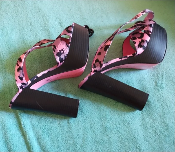 Pink Leopard Print Platform Heels image indicator(5)
