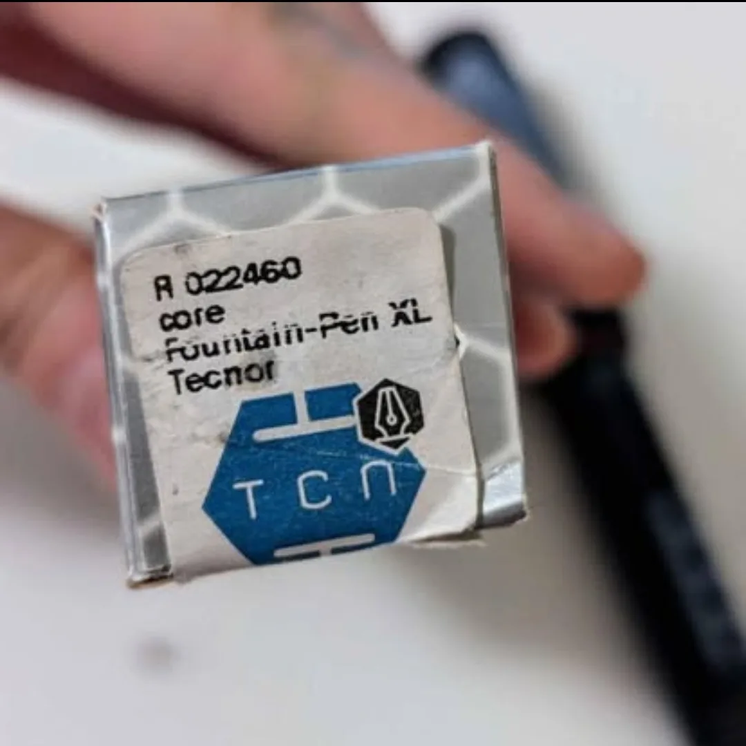 Rotring Core Fountain Pen XL NOS image indicator(4)