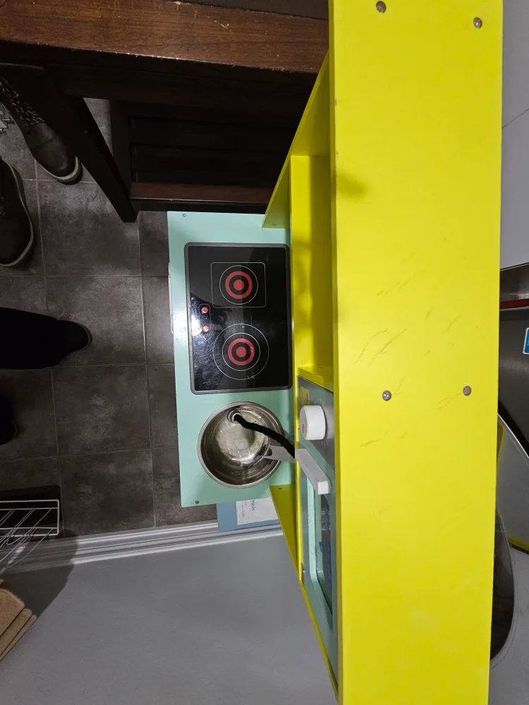 Wooden Play Kitchen image indicator(5)